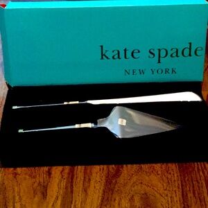 Kate Spade New York Take the Cake 2 PCs Dessert Set